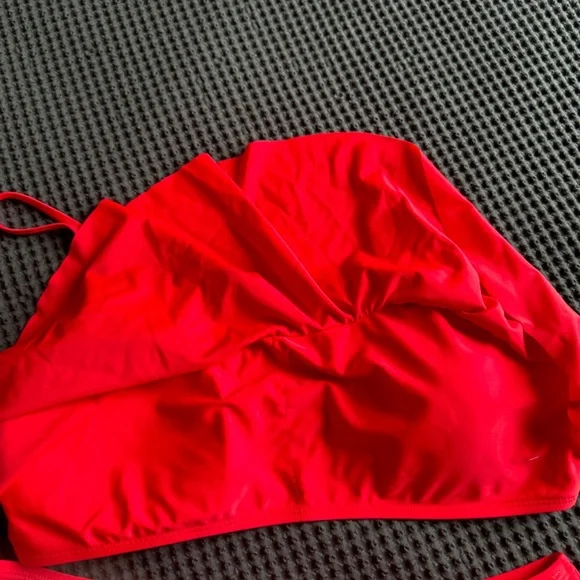 Red Ruffle Bikini Set - Picture 4 of 5